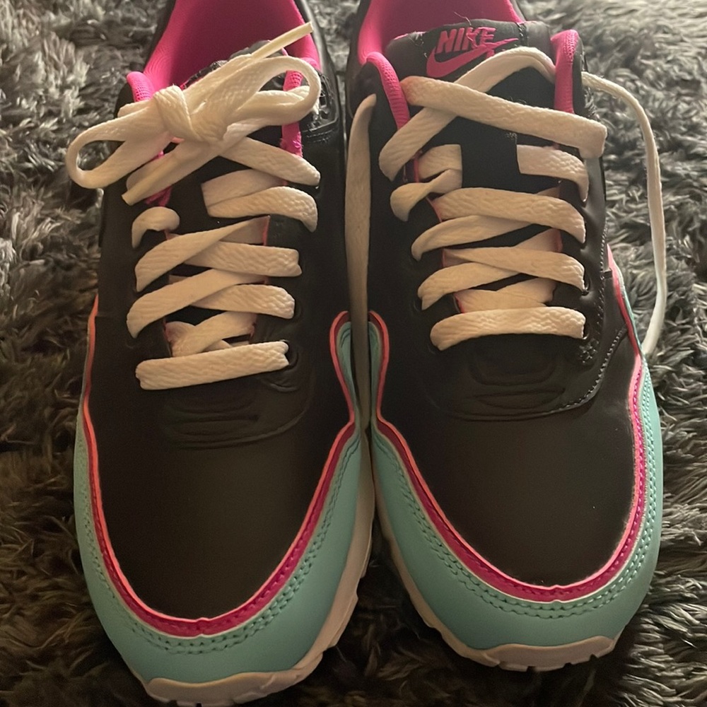 Nike air